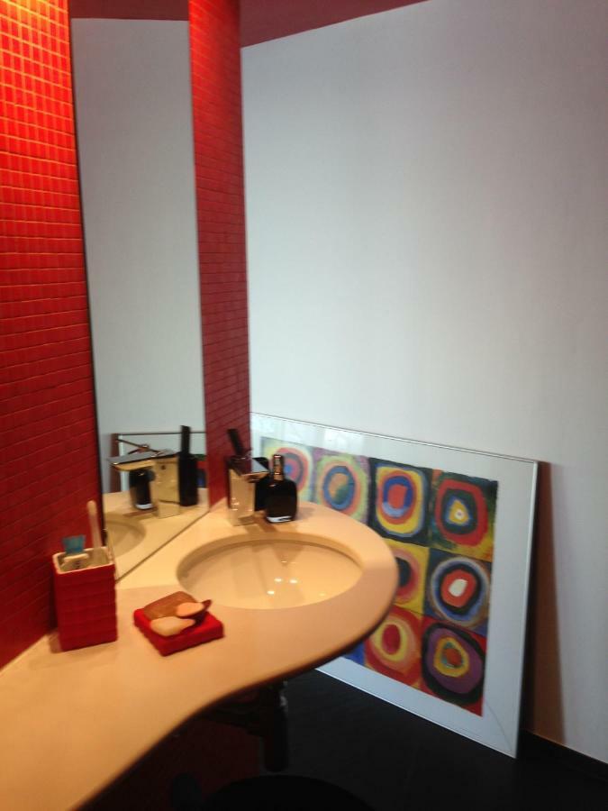 Juan And Susana Apartamento Pozuelo de Alarcón Exterior foto